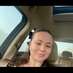 Meet your Posher, Macey